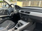 BMW 316 d Touring - 34