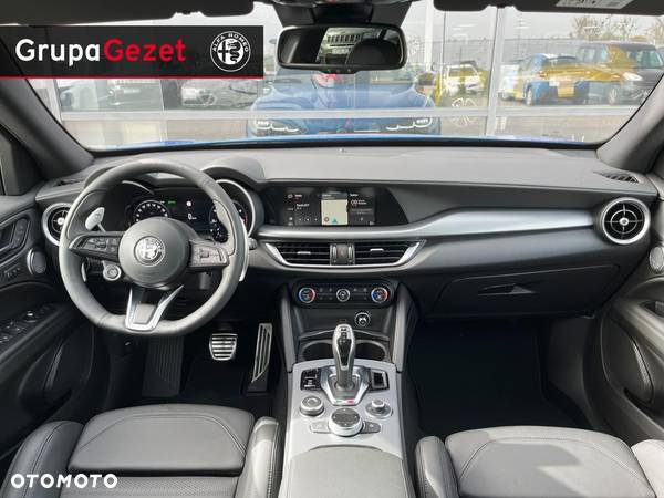 Alfa Romeo Stelvio - 4