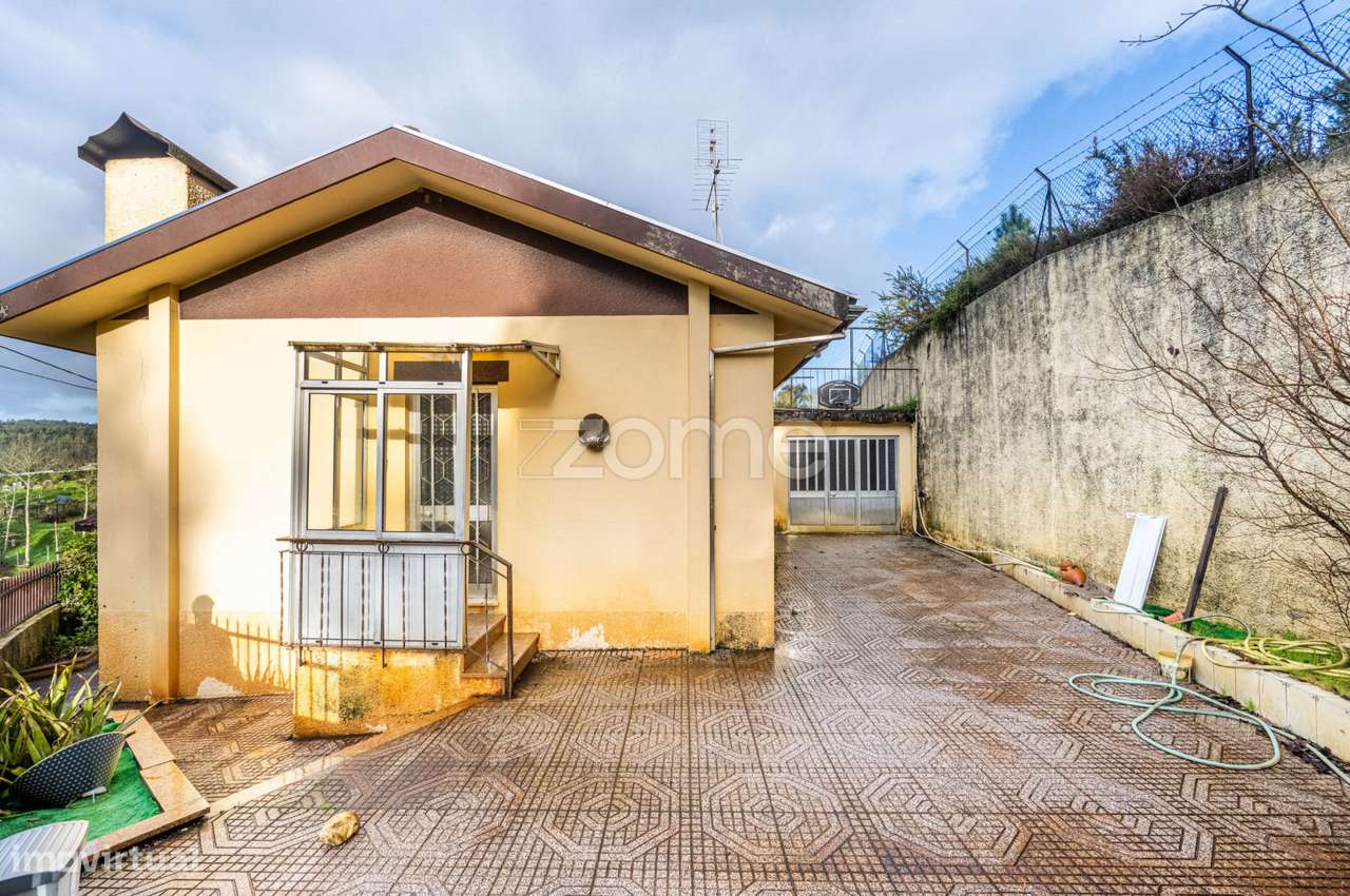 Moradia T3 em Canedo, Santa Maria da Feira - Grande imagem: 2/47