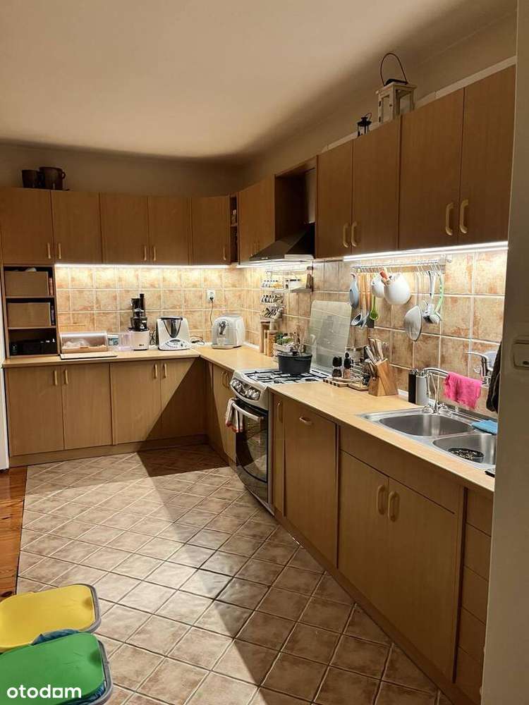 Dom w spokojnej części miasta-9