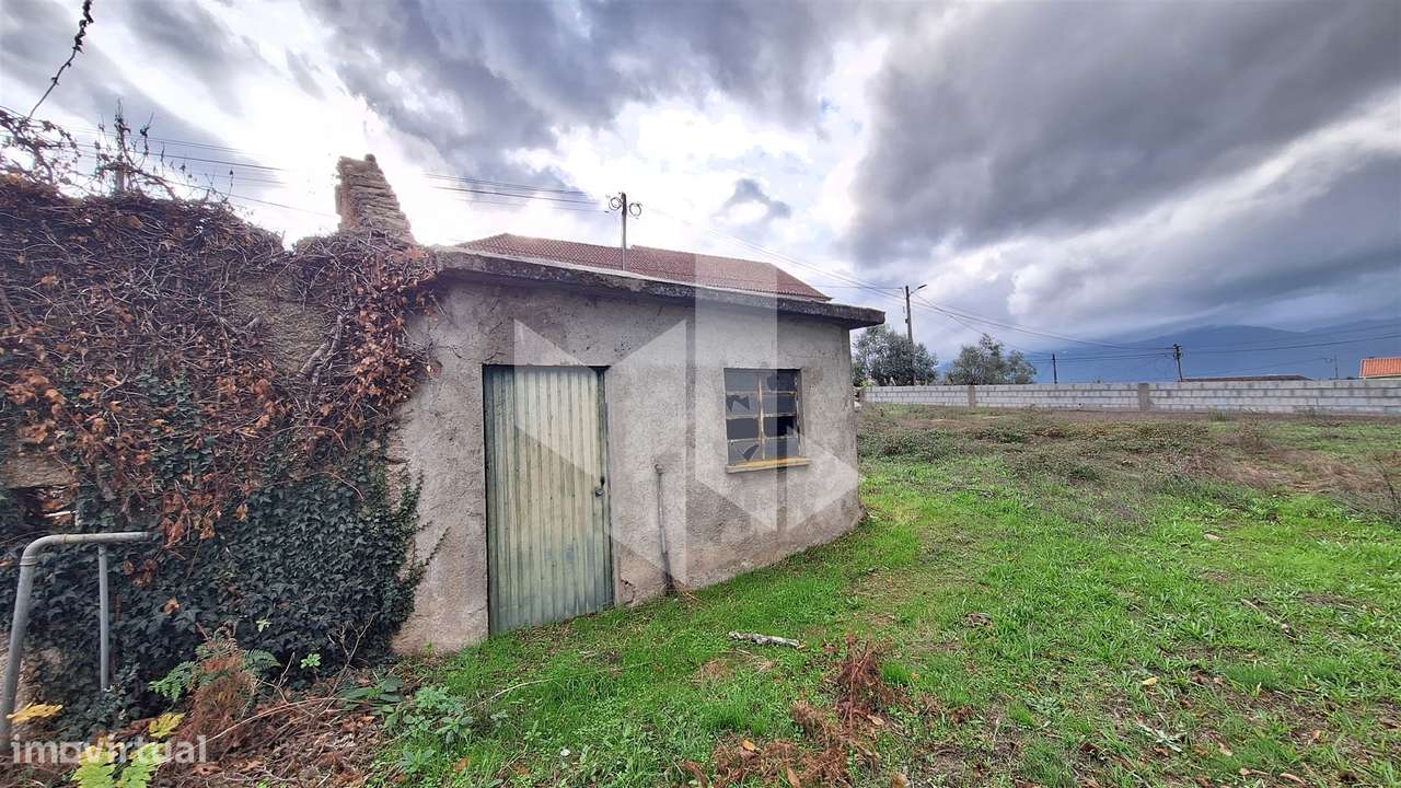 Moradia Devoluta T0 Venda em Molelos,Tondela-6