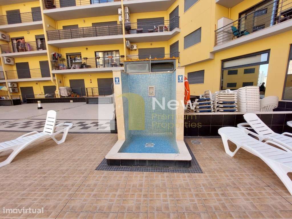Apartamento T2 com Piscina em Armação de Pêra.-18