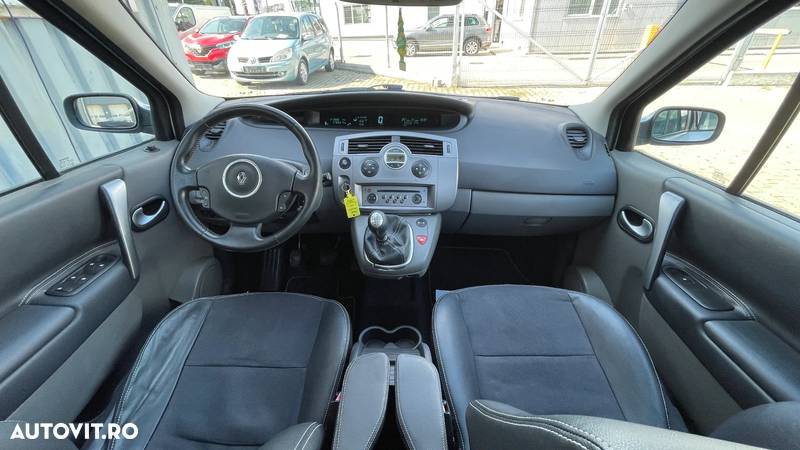 Renault Scenic dCi 130 FAP Expression - 12