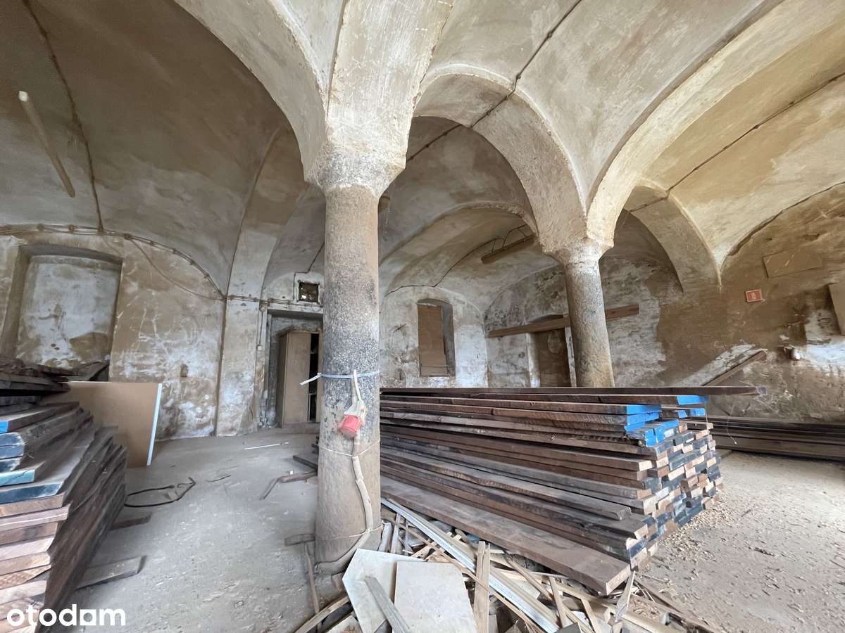 Budynek usługowy "Stara Stolarnia" o pow. ok. 500 m2, Wróblowice-8