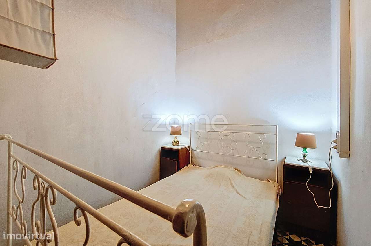 Moradia V2 no centro de São Marcos da Serra-7