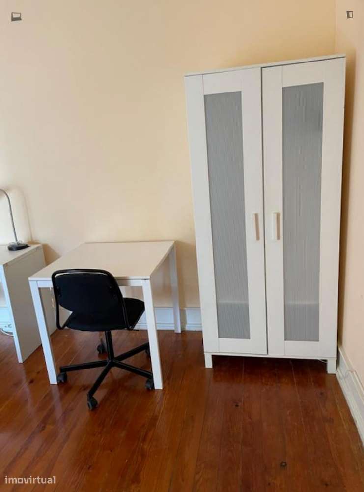 Quarto - localizado em Arroios Lisbon - Grande imagem: 3/10