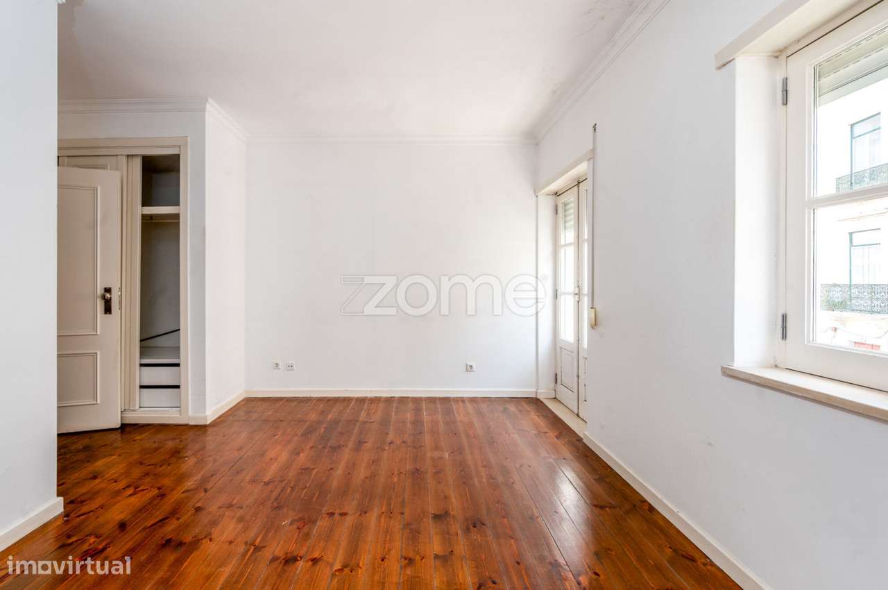 CASA EXCLUSIVA NA RUA DA COSTA (entre as Necessidades e Alcântara)-30