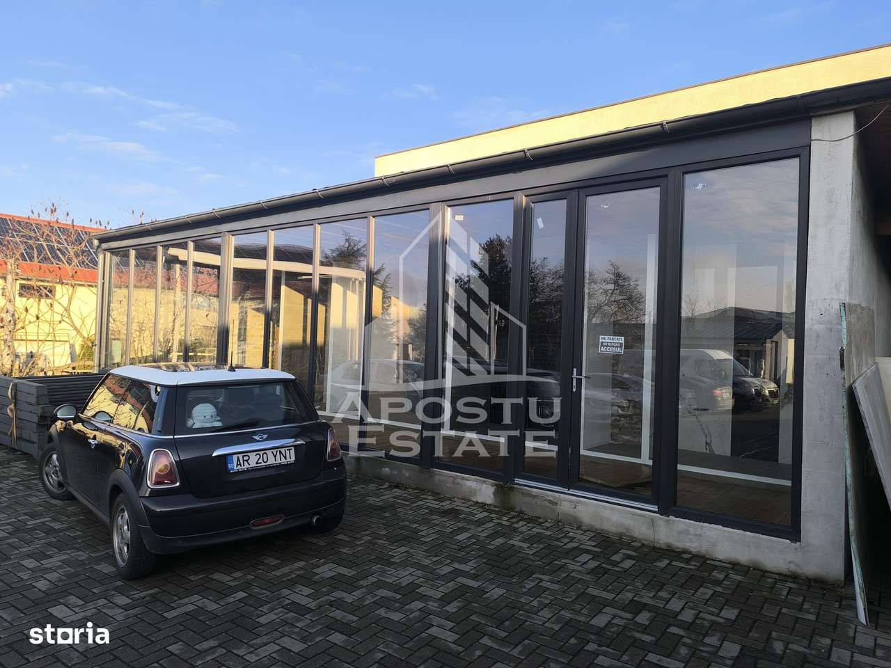Spațiu Comercial/Showroom de închiriat Aradul Nou - 380 mp + Parcare - Imagine principală: 5/6
