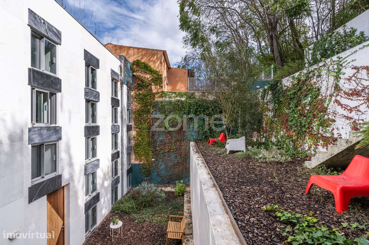 Casa T4, com 4 suites e jardim privado, em Campo de Ourique, Lisboa - Grande imagem: 1/33