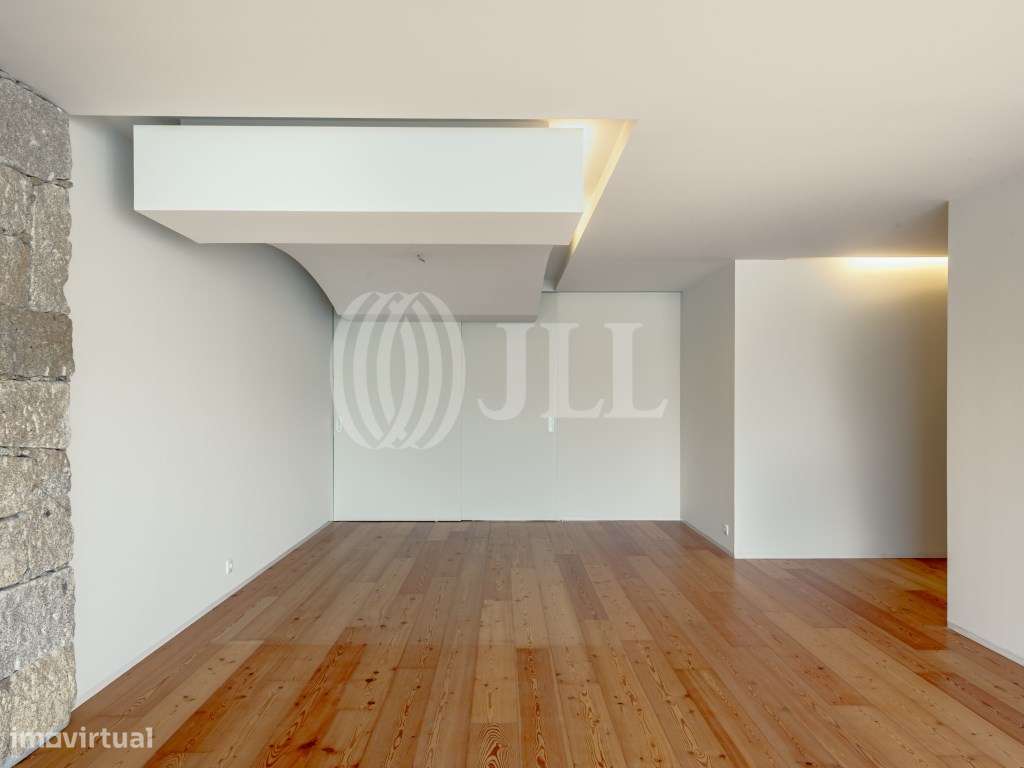 Apartamento T4 com estacionamento, em Vila Nova de Gaia-10