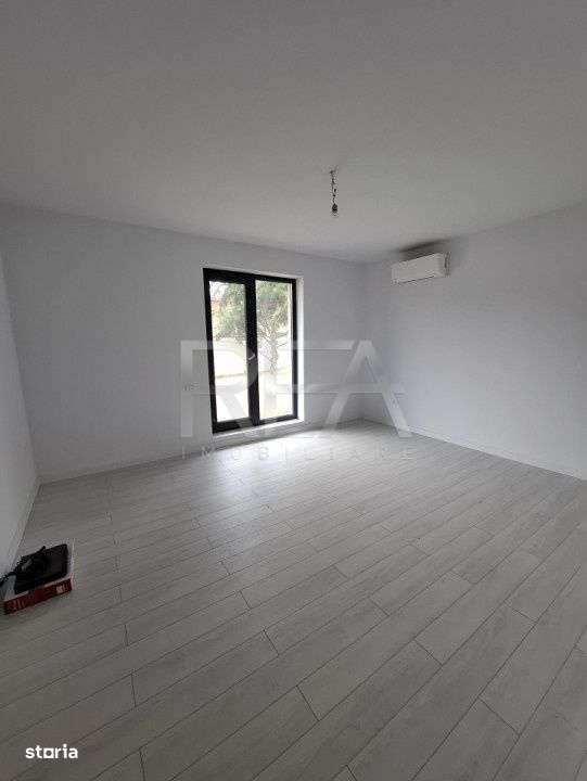 3 camere P/5, parcare, centrala, gradina,  Bdul Timisoara. - Imagine principală: 1/10