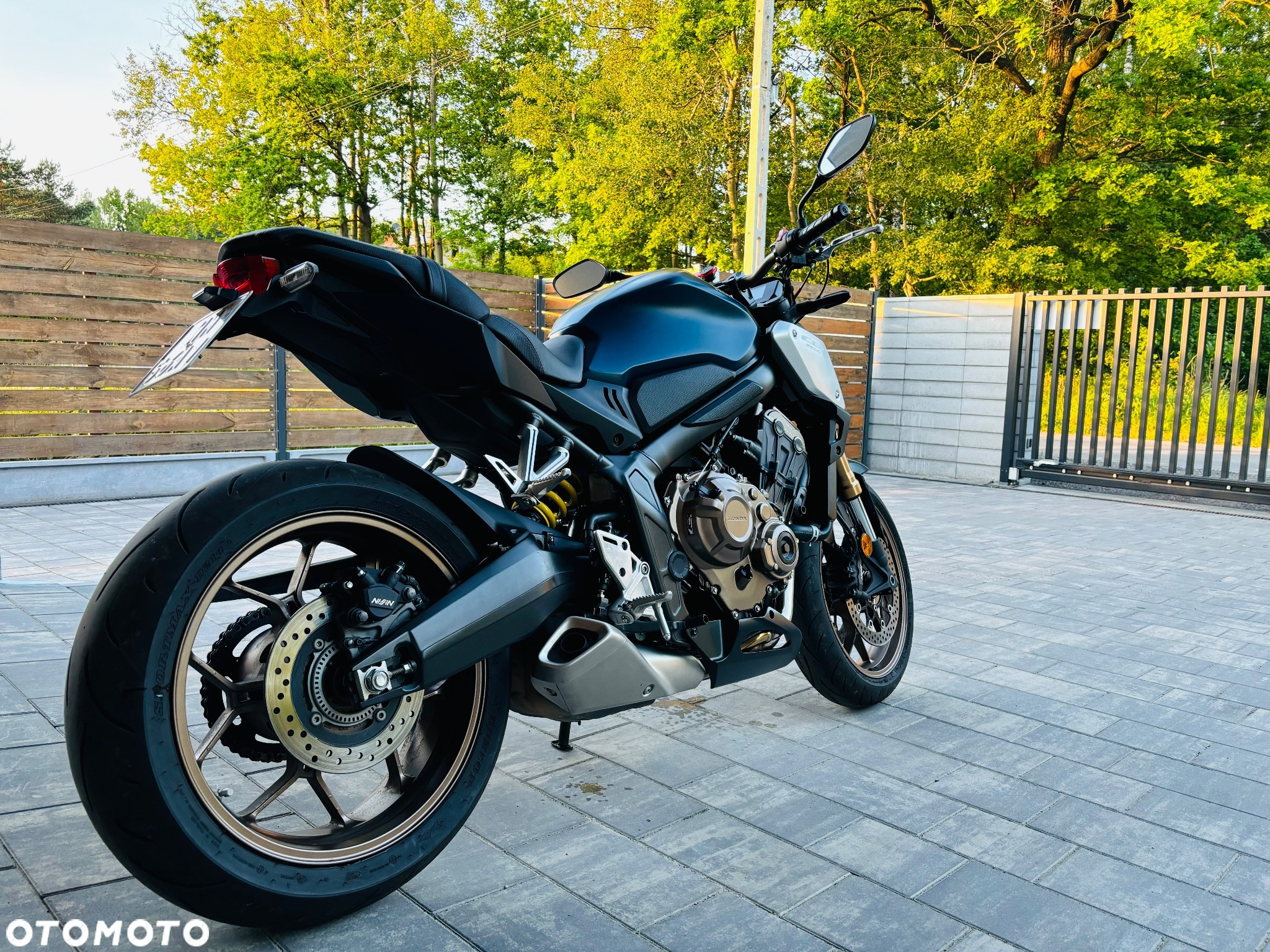 Honda CB - 9