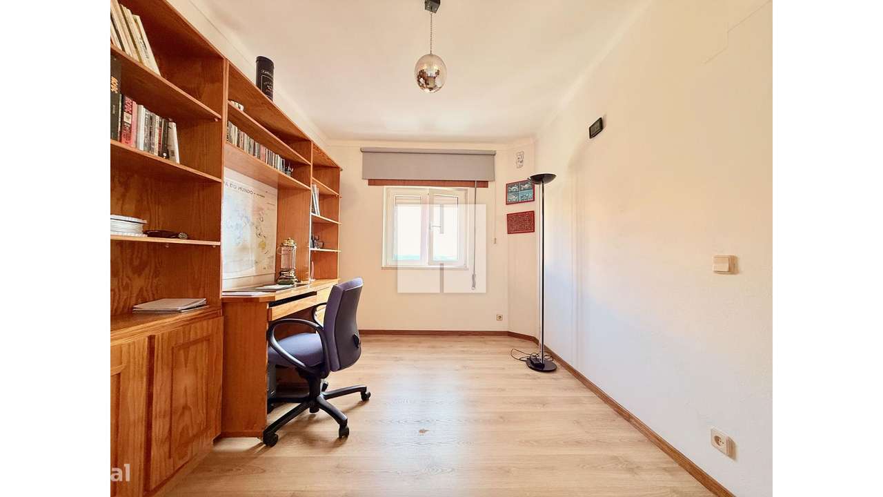 T3 com vista rio e muita luz-17