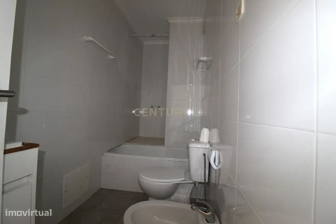 Apartamento T1 em Santa Luzia-7