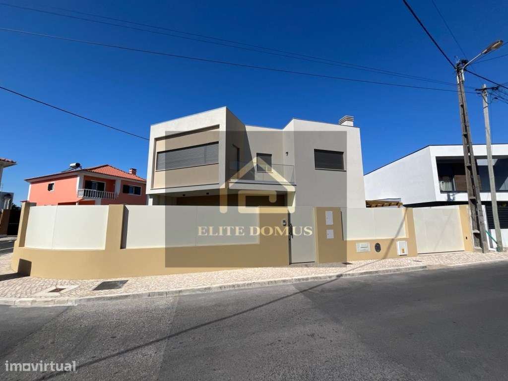 Moradia Isolada T3 Abóboda. - Grande imagem: 2/60