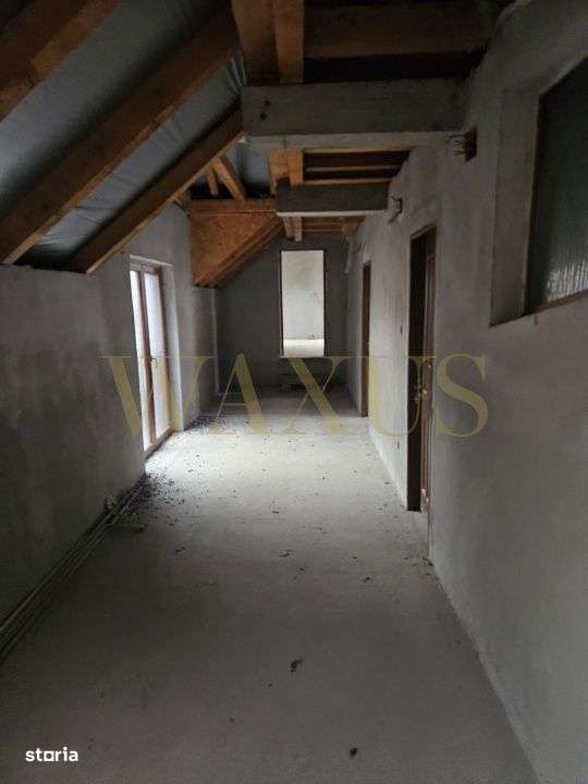 Investitie ideala: casa in zona centrala cu spatiu comercial - Imagine principală: 4/8