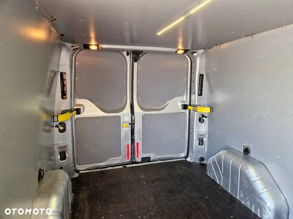 Ford TRANSIT CUSTOM 2,2TDCI 125 KONNY DŁUGI L2H1 LONG KLIMA GWARANCJA - 22