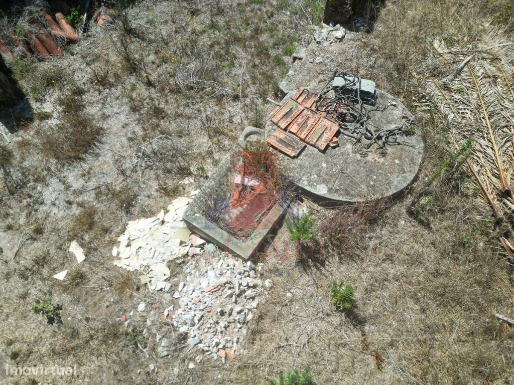 Terreno com ruina com viabilidade de construção extra-9