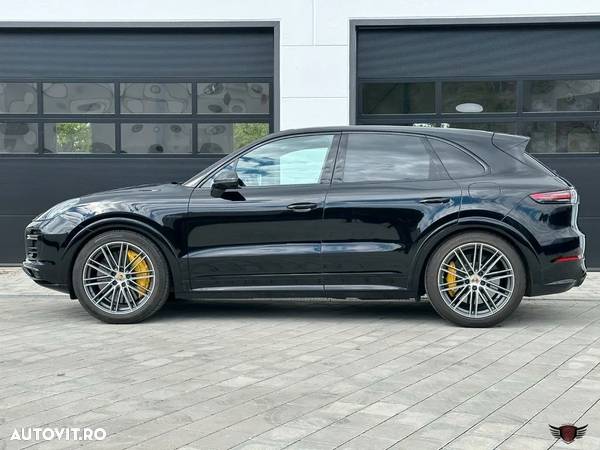 Porsche Cayenne Turbo S E-Hybrid Tiptronic S - 9