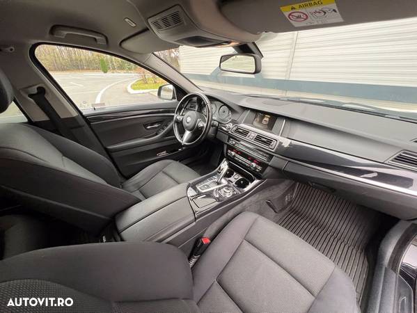 BMW Seria 5 520d xDrive Touring Aut. - 13