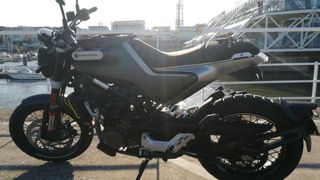 Husqvarna Svartpilen 125