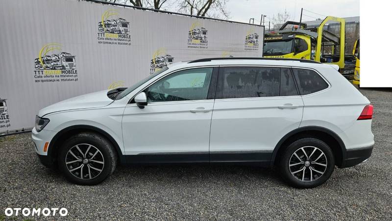 Volkswagen Tiguan - 10