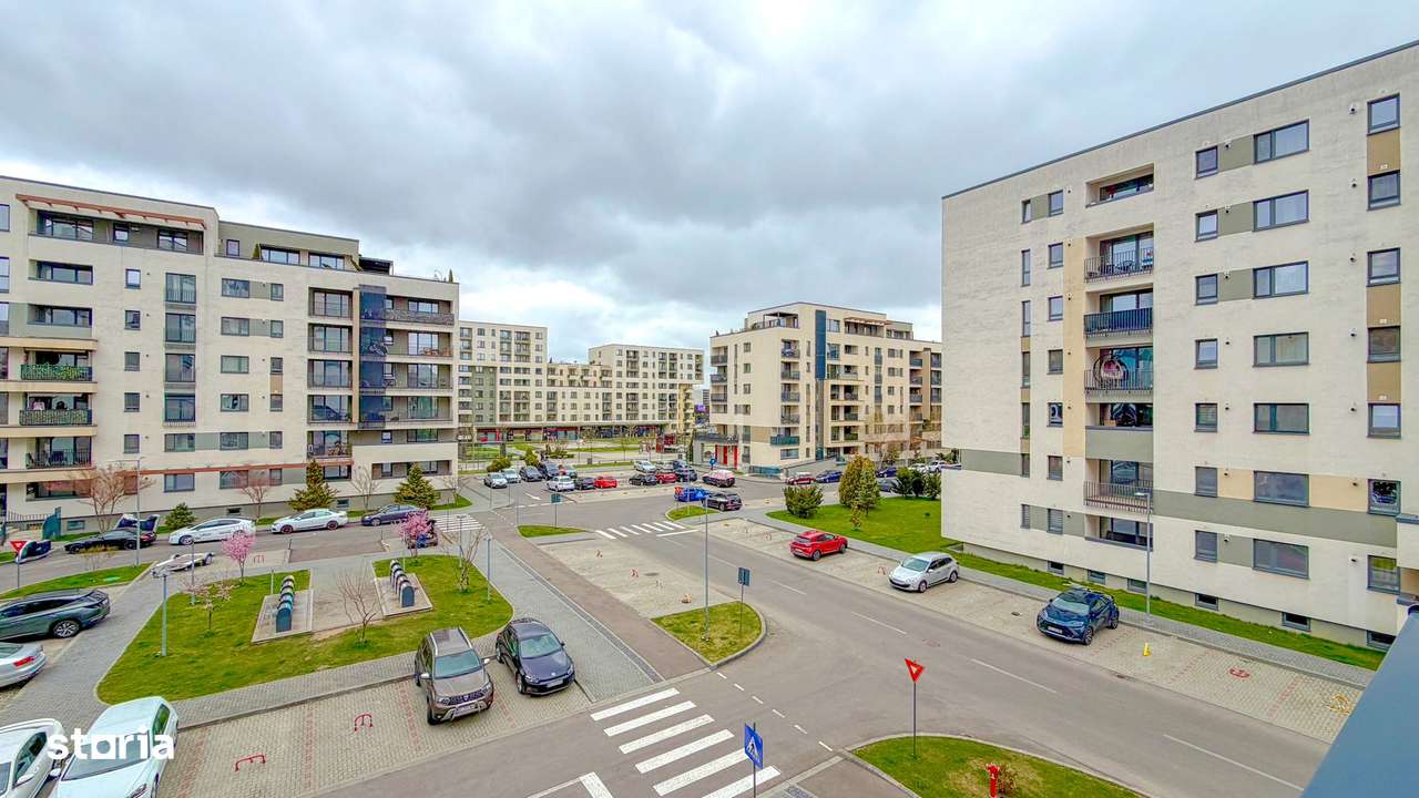 Studio in Kasper Coresi, vedere aleea pietonală,loc de parcare si boxa-14