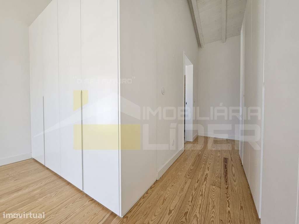 OFERECEMOS a escritura.
Moradia T3 no Zambujal - Longo da Vila - M...-29