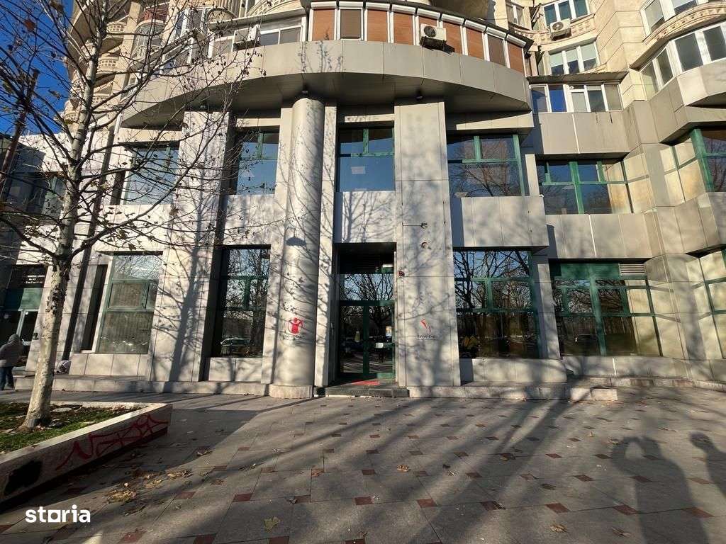 De inchiriat spatiu comercial cu ISU in zona Unirii. Pretabil clinica - Imagine principală: 2/7