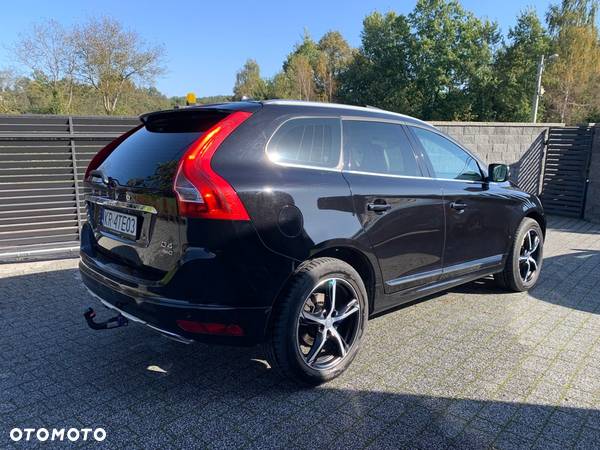 Volvo XC 60 D4 AWD Summum - 4