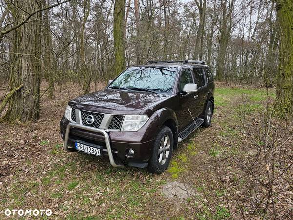 Nissan Pathfinder 2.5 D Platinum - 1