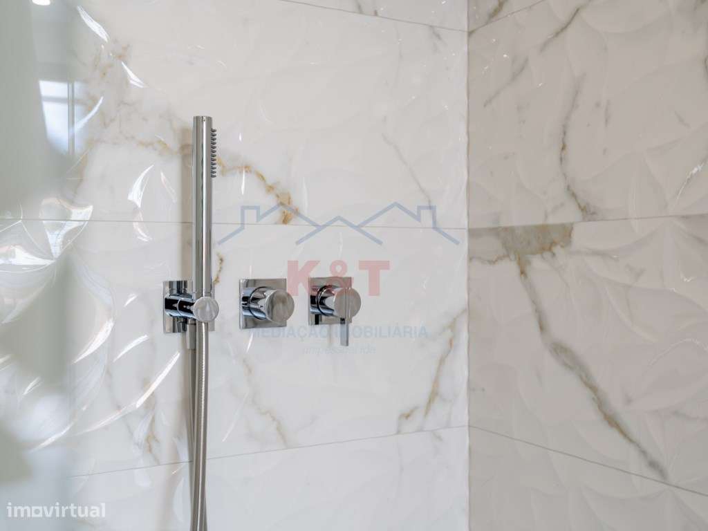 Moradia T3 com piscina-15