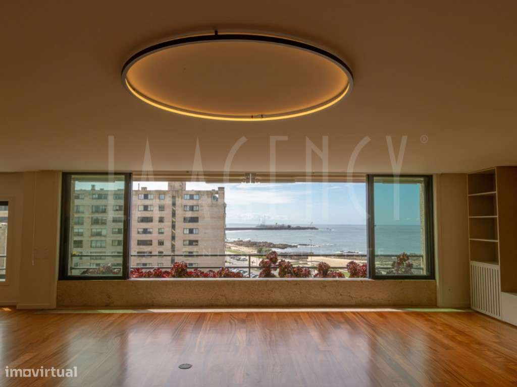 Apartamento T4 de Luxo com Vistas de Mar - Condomínio Paço da Boa N... - Grande imagem: 5/56
