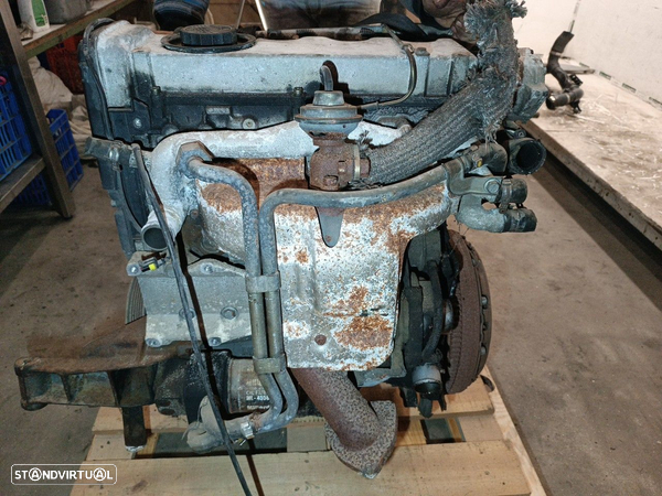 Motor Alfa Romeo 156 (932_) - 7