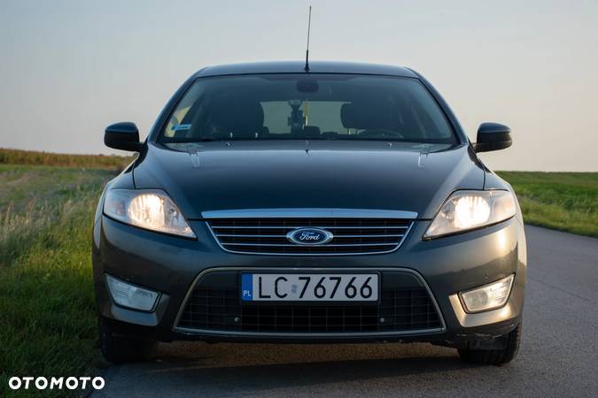 Ford Mondeo 2.0 Ghia - 9