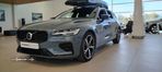 Volvo V60 2.0 B4 Plus Dark Auto - 1