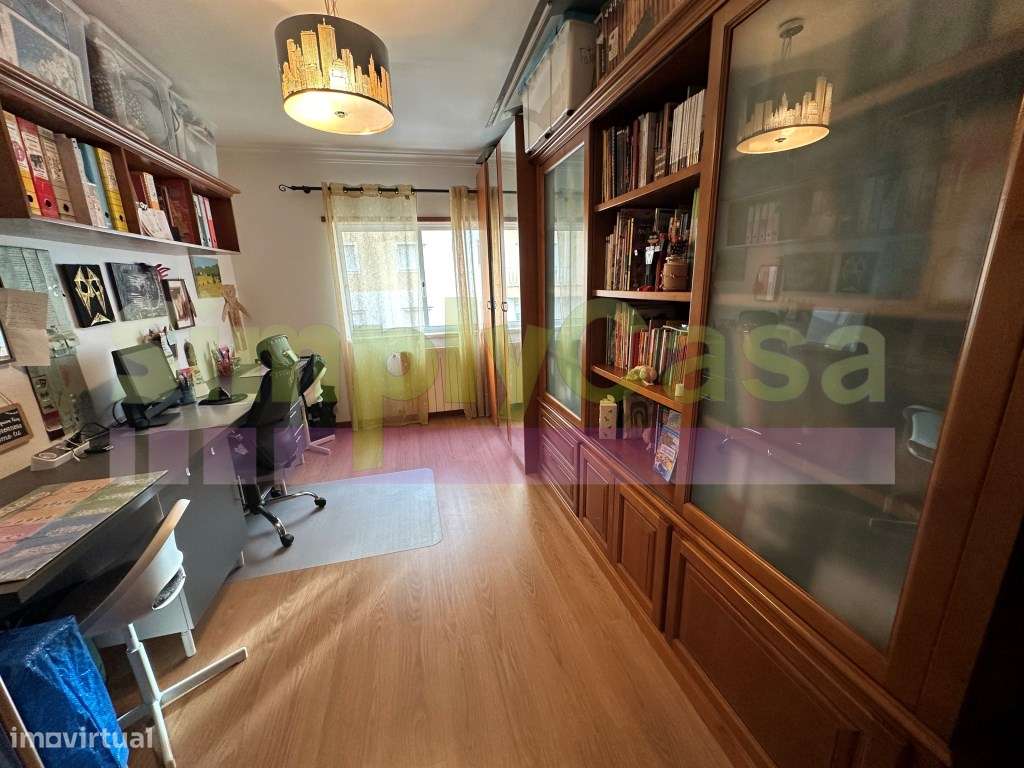 Excelente Apartamento T3 em Setúbal - Bairro Afonso Costa-7