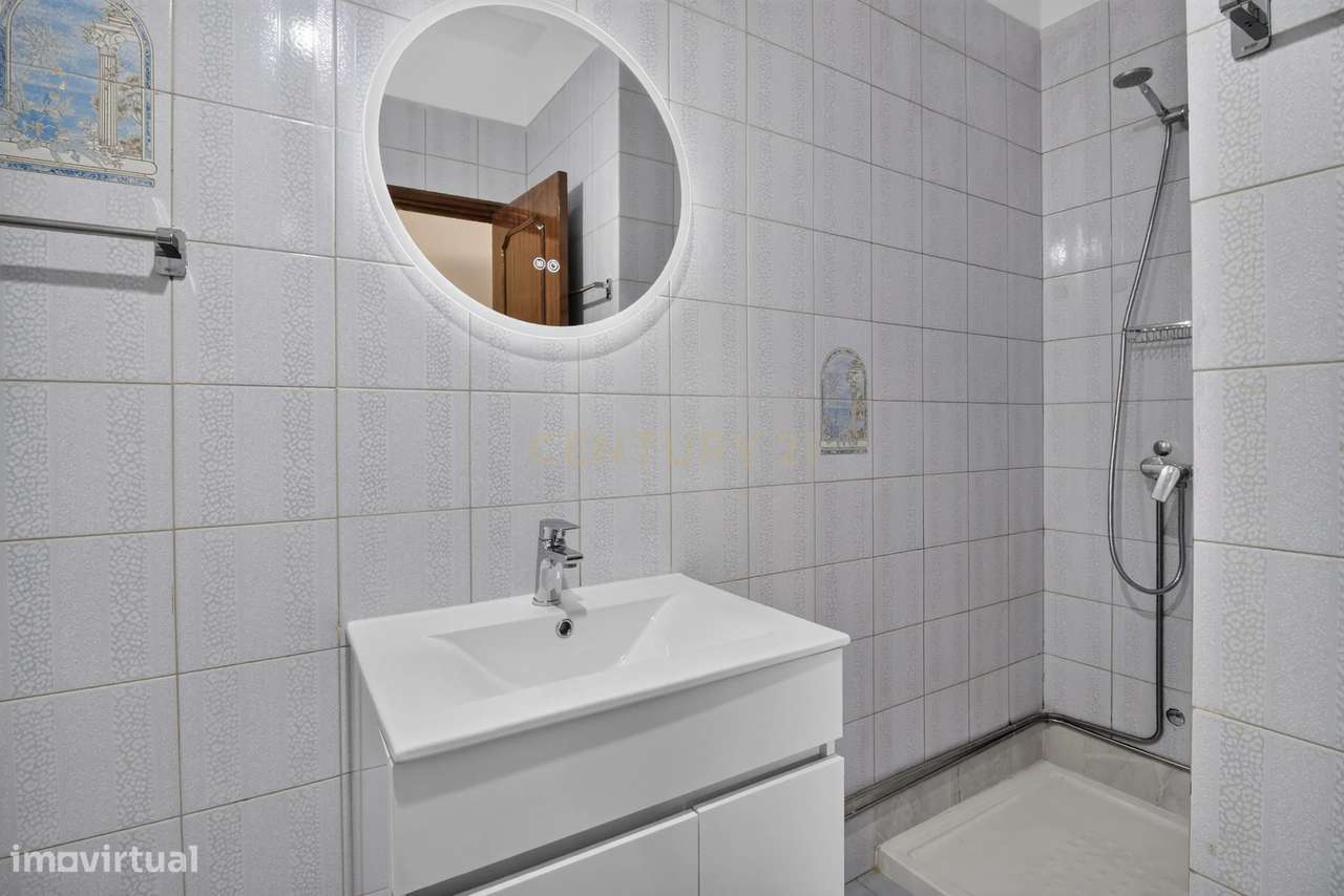 T3+1 com Garagem Fechada e Elevador | Lomar – Braga-14