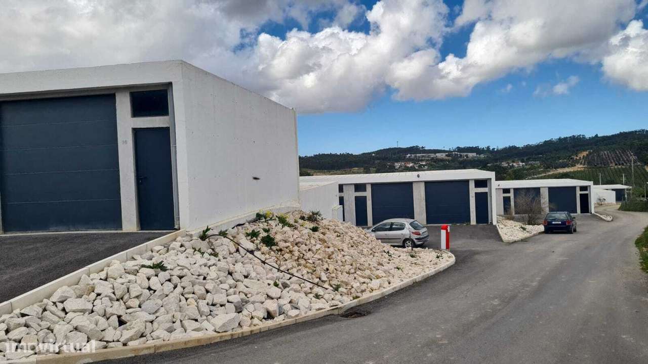 Garagem com 41m a 5 mi. do centro de Torres Vedras e da A8 - Grande imagem: 2/5