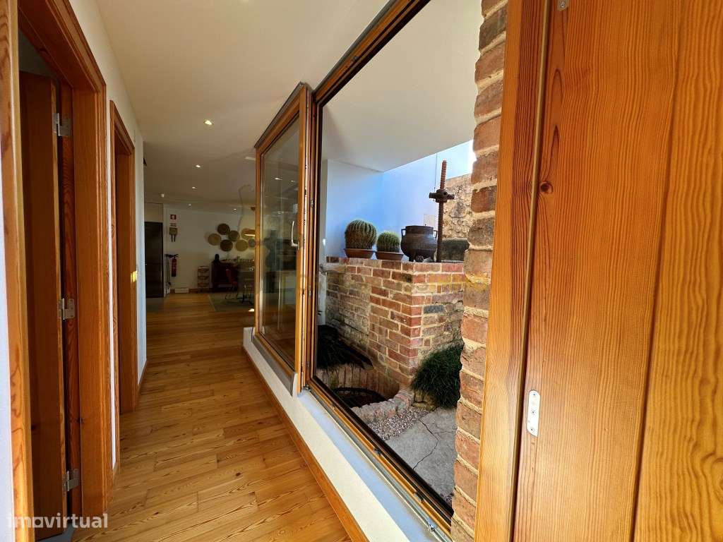 À Venda: Charmosa moradia totalmente renovada.-20