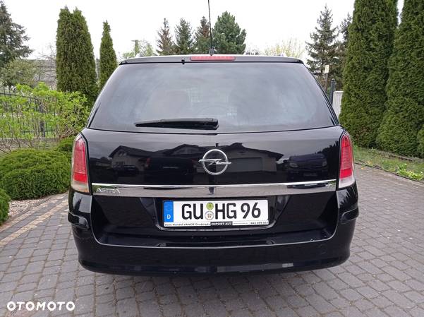 Opel Astra 1.8 Sport - 31