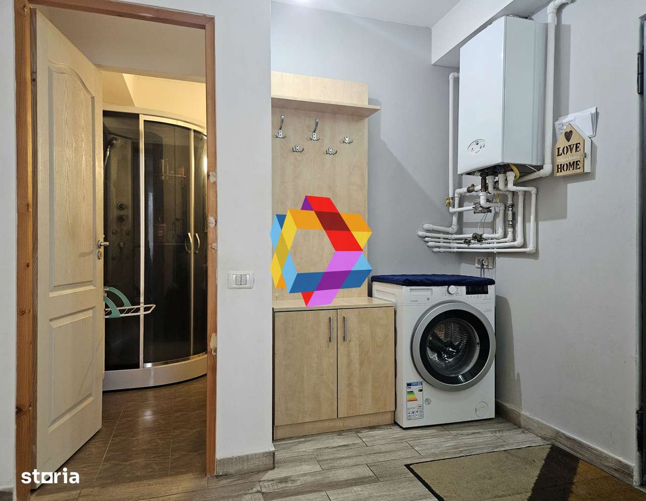 Oportunitate - Apartament cu trei camere in vila, zona Tractorul 70 mp-3