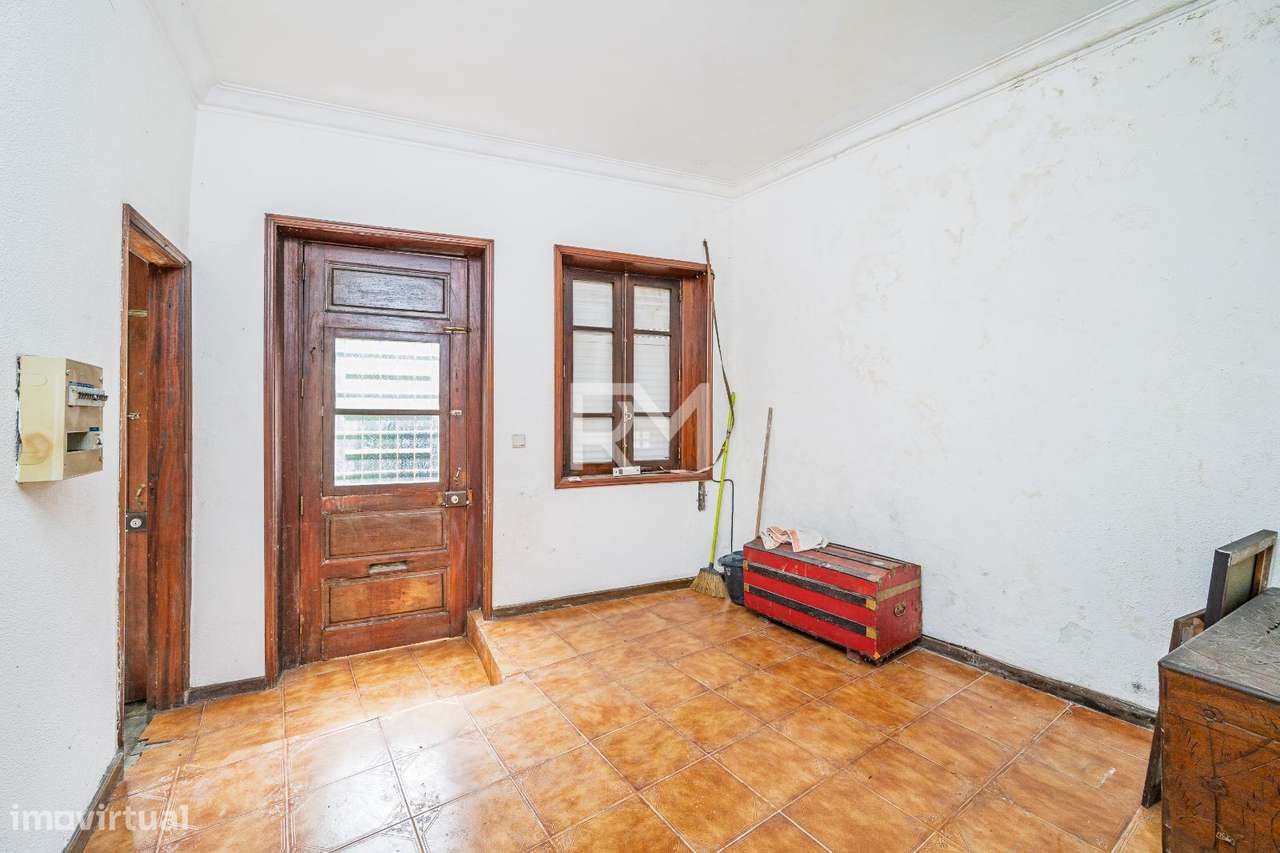 MORADIA PARA REABILITAR | CORUJEIRA, CAMPANHÃ-6