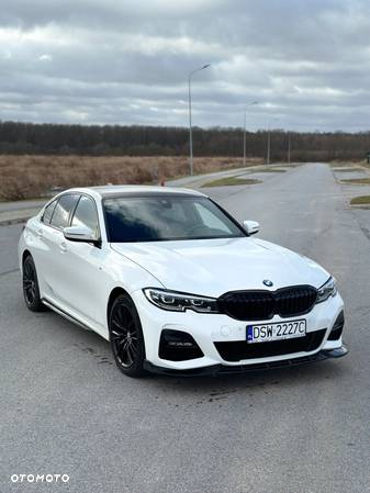 BMW Seria 3 320d M Sport - 11