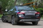 Mercedes-Benz E 300 de 4Matic T 9G-TRONIC Avantgarde - 3