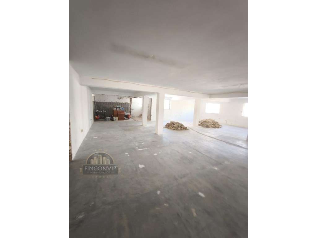 Imóvel de Excelência em Fernão Ferro-41