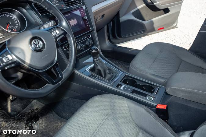 Volkswagen Golf VII 1.4 TSI BMT Comfortline - 14