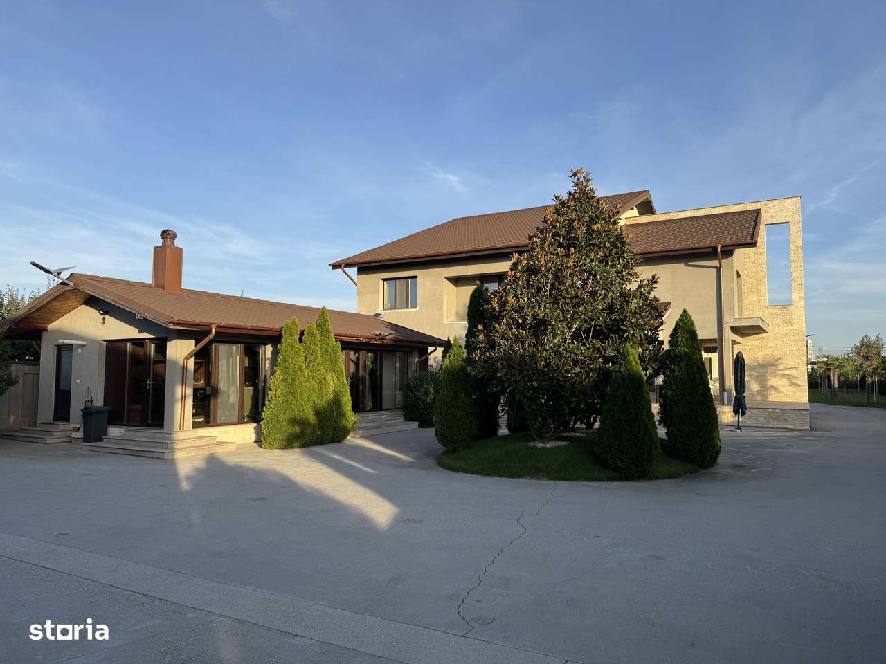 Vila S+P+1E, finisaje de lux, teren - 3000 mp, zona Platou Strehareti-1
