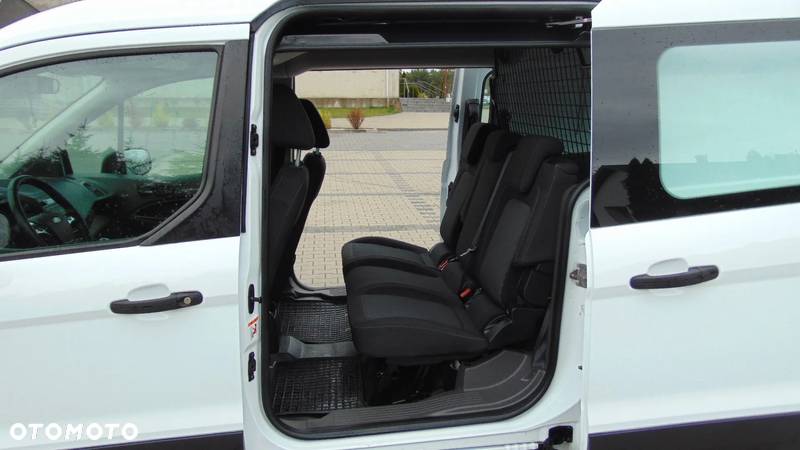 Ford TRANSIT CONNECT - 13