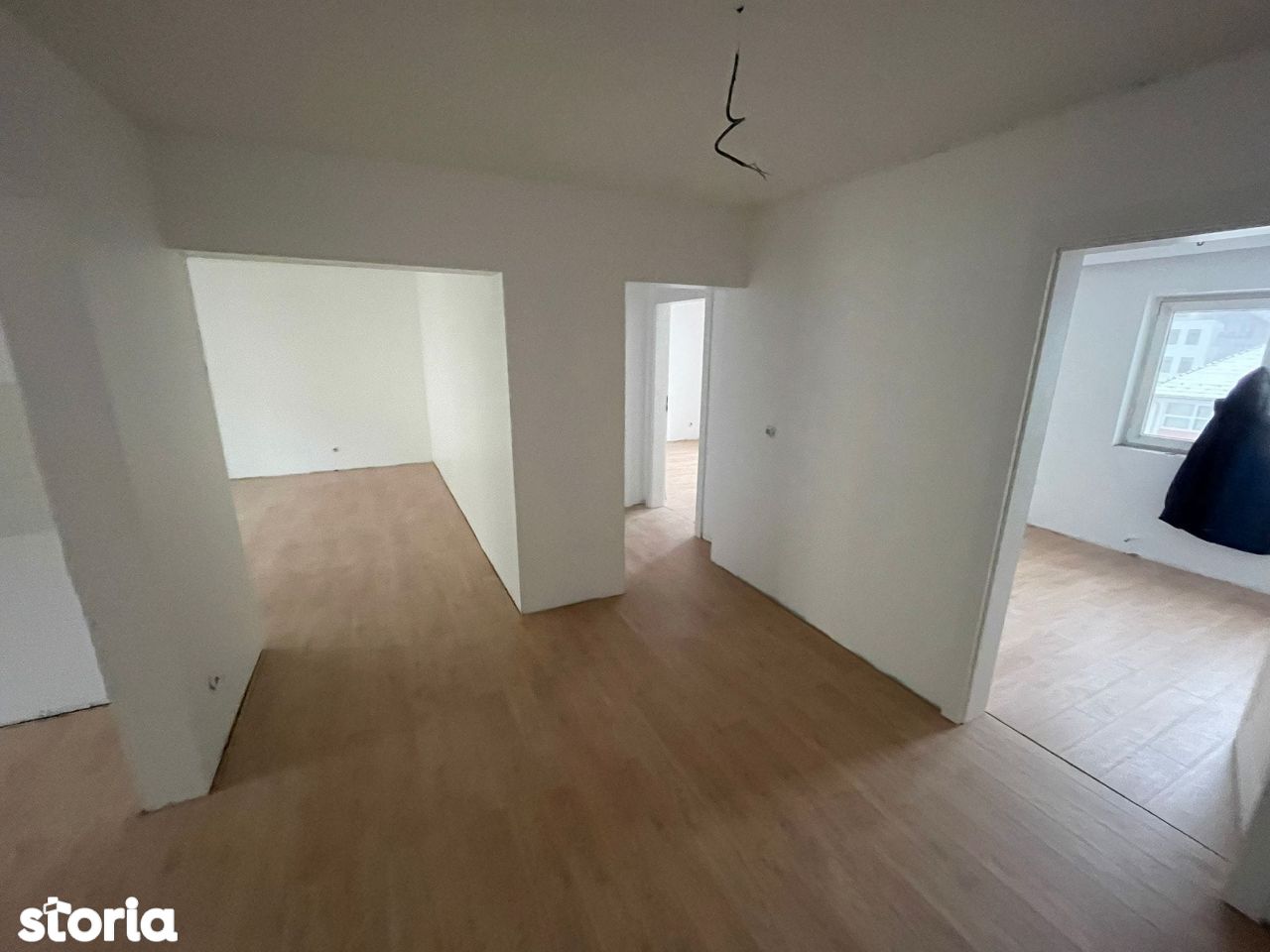 Apartament 4 camere 90mp zona Centrala finisat 79.500 Eur neg